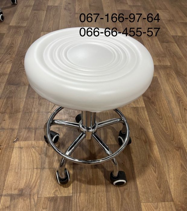 Стул мастера маникюра без спинки ( разные цвета) розница