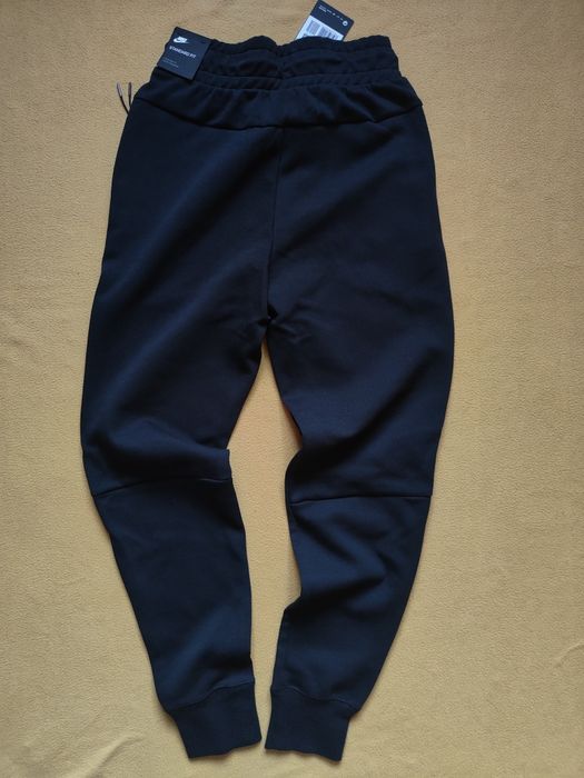 Nike czarne spodnie dresowe r S