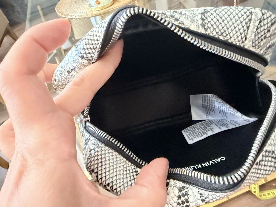 Сумка Calvin Klein Camera Bag