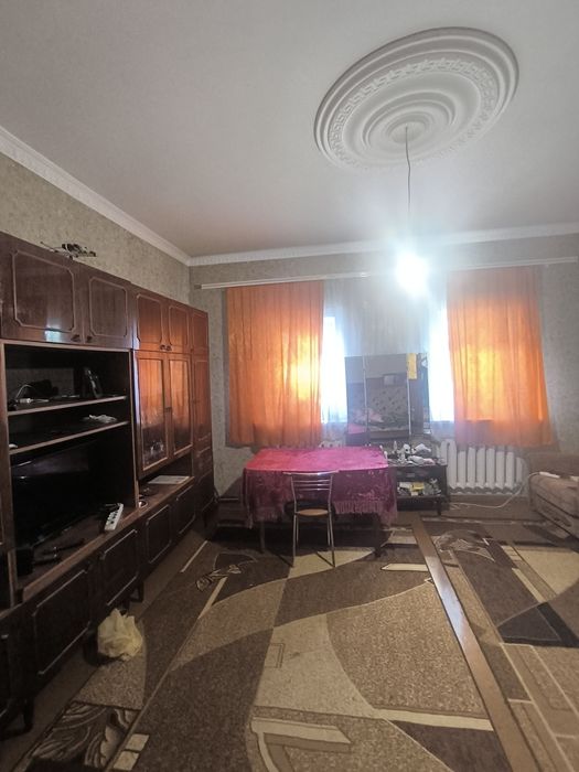 Продається будинок вул Червона Рута