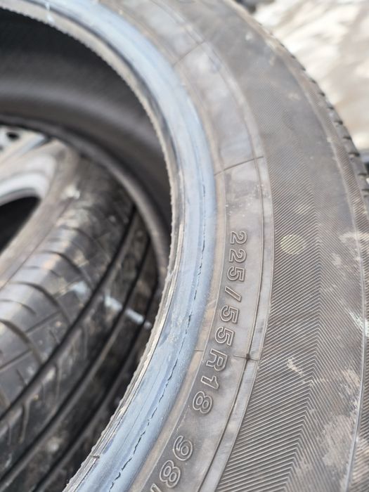 225/55R18 Yokohama