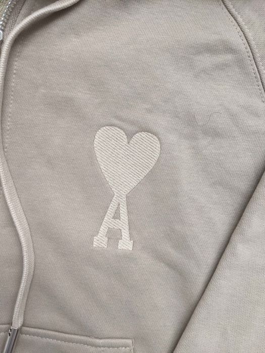 :  AMI Paris Hoodie com Fecho Bege - Tamanho S