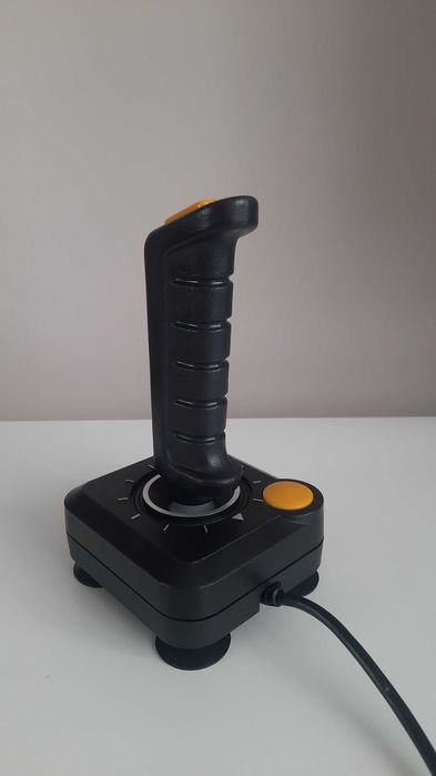 Joystick retro klasyk Amstrad Atari Amiga Commodore