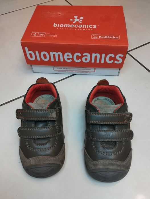 Демісезонні ботінки/кросівки Biomecanics р.21 (на стопу 11,5см)