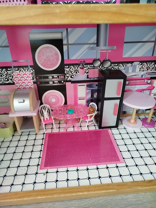 Ogromny domek rezydencja Kinder Kraft