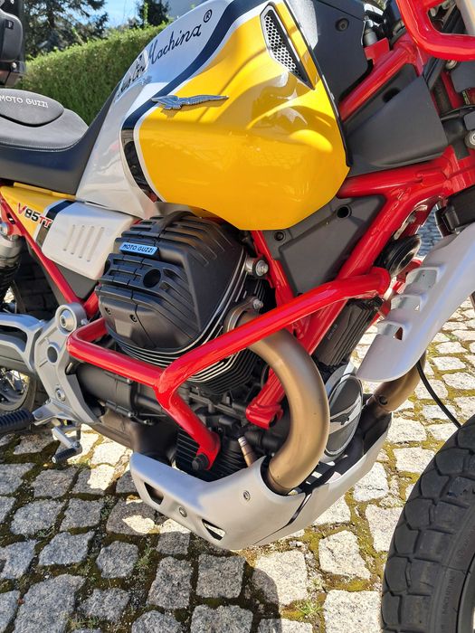 Moto Guzzi V85TT como nova ,BAIXA DE PREÇO