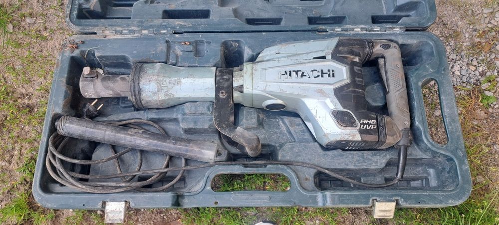 Młot wyburzeniowy hitachi
