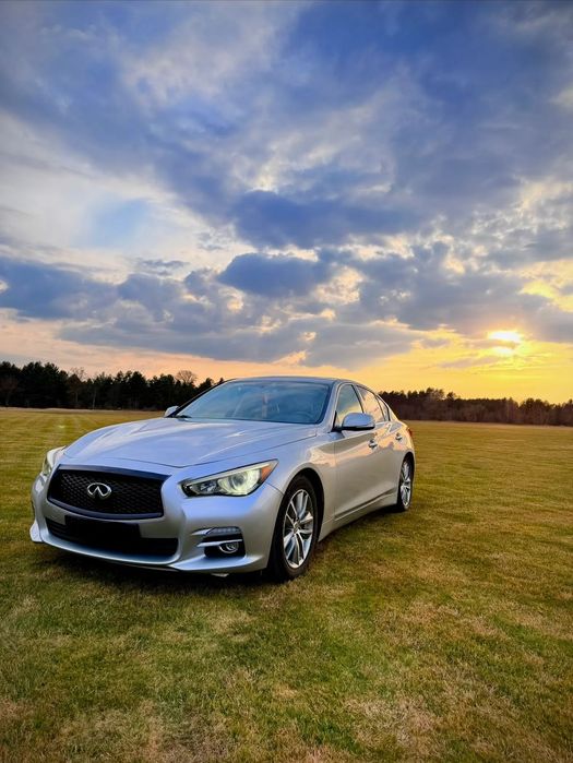 Infiniti Q50 Infiniti Q50 3.5 Hybrid 364 KM – sportowa elegancja i moc w jednym!