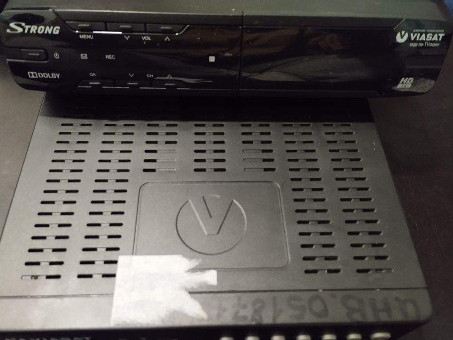 Супутниковий ресівер viasat srt7707, srt7711