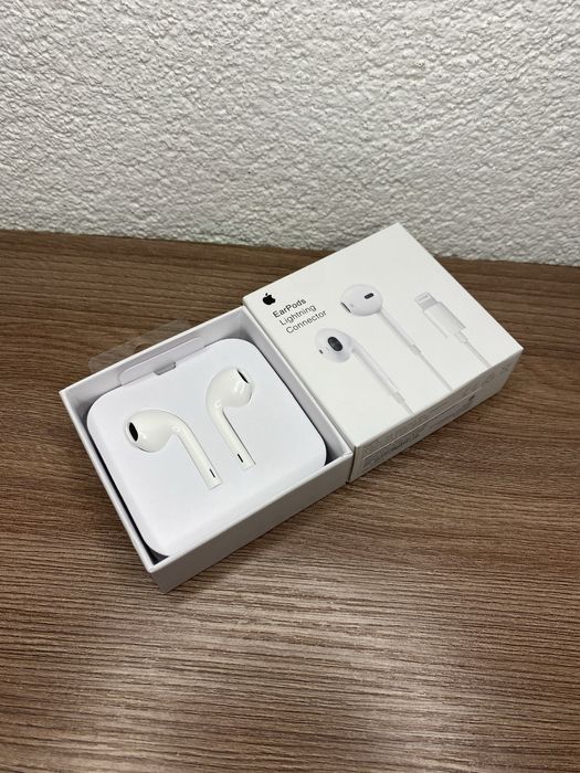 Нові Apple Earpods Lightning connector A1748 провідні навушники