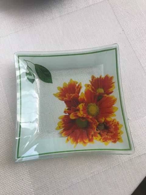 Decorative Plate441033496494100480