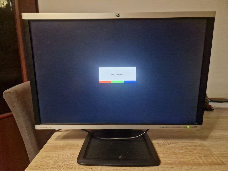 Monitor HP LA2405x