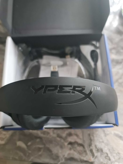 Słuchawki HyperX Cloud Flight do PS5/PS4