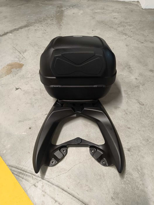 Yamaha NMAX 125CC (COM GARANTIA até 27/06/2027) + Top case Givi