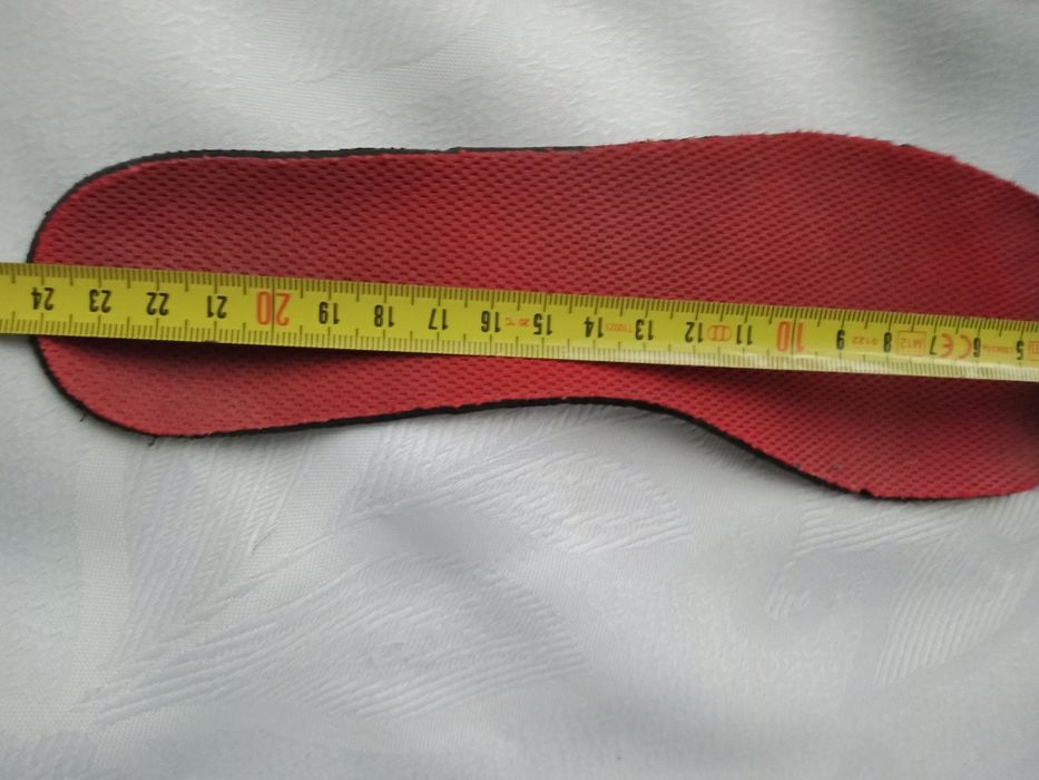 Buty halowe Kipsta do piłki 38