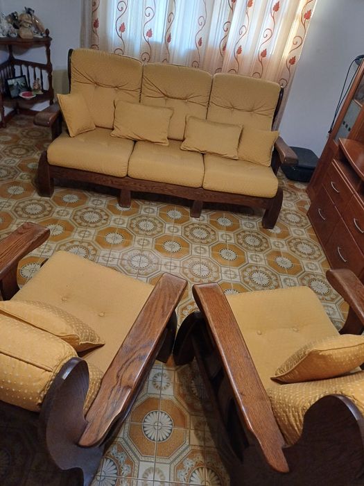 Vende se Sofás Carvalho Holandes