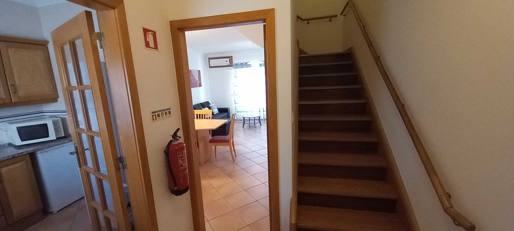 Moradia Geminada Duplex Albufeira