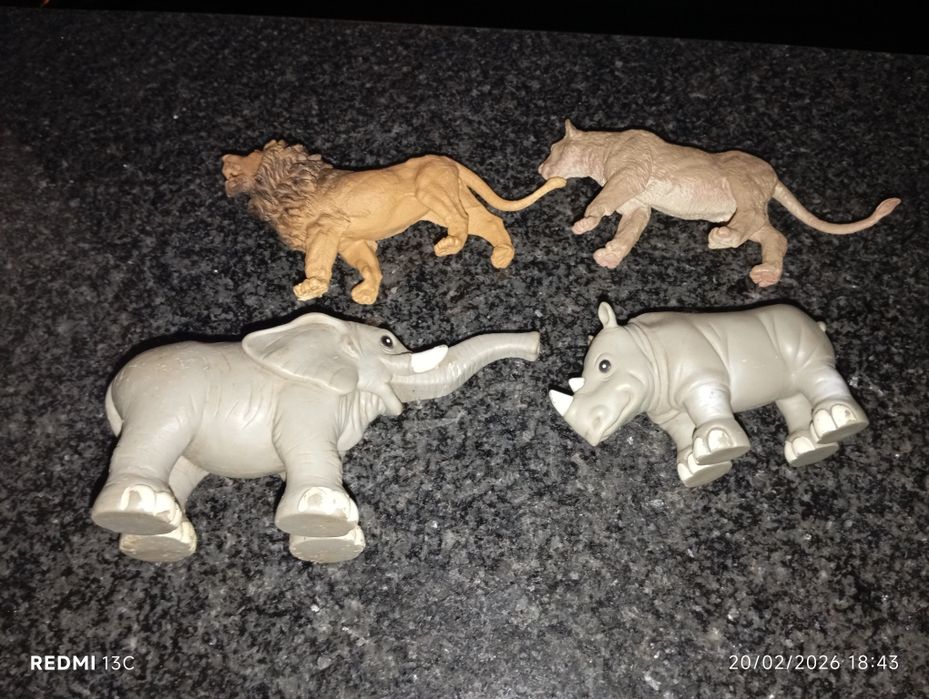 Conjunto 4 brinquedos animais