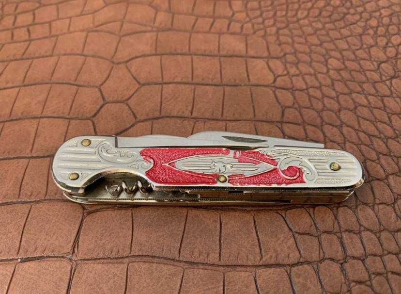 Scyzoryk ZSRR. Nowy, w etui.