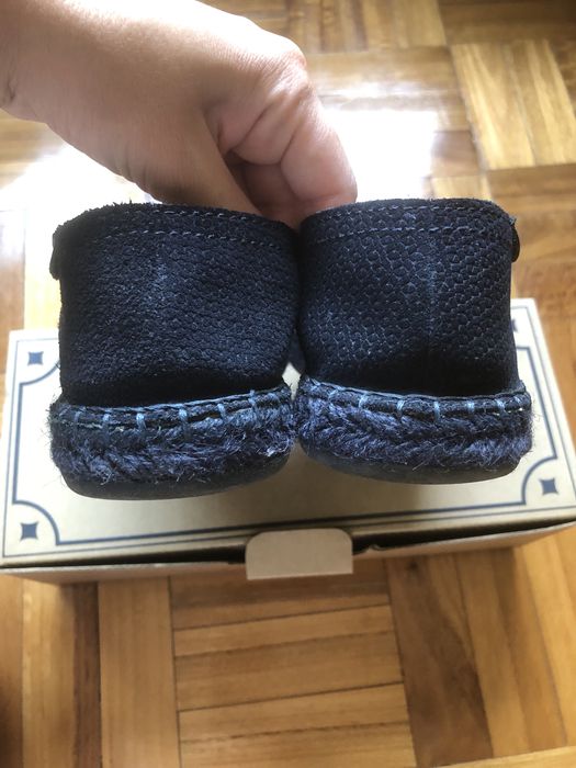 Alpercatas em pele Massimo Dutti azul marinho, unisexo