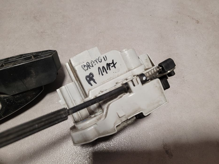 Zamek drzwi prawy przód klamka Fiat Bravo II 2