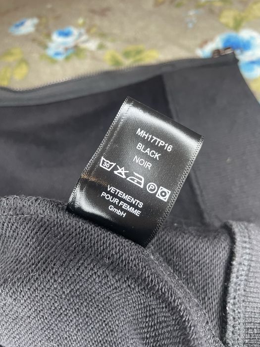 Vetements hoodie gun club