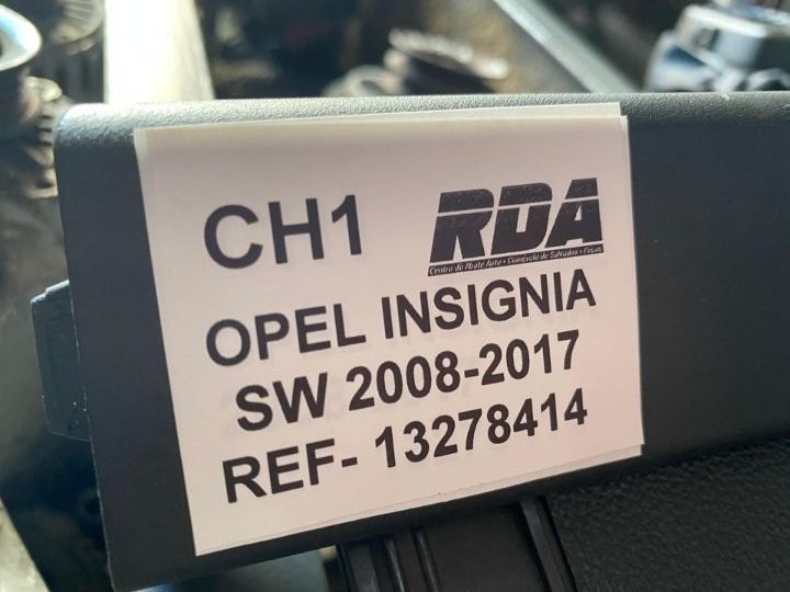 CH1Chapeleira/CortinadamalaOpelInsigniaSwde2008/2017