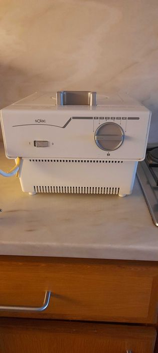 Fritadeira SOLAC elétrica óleo