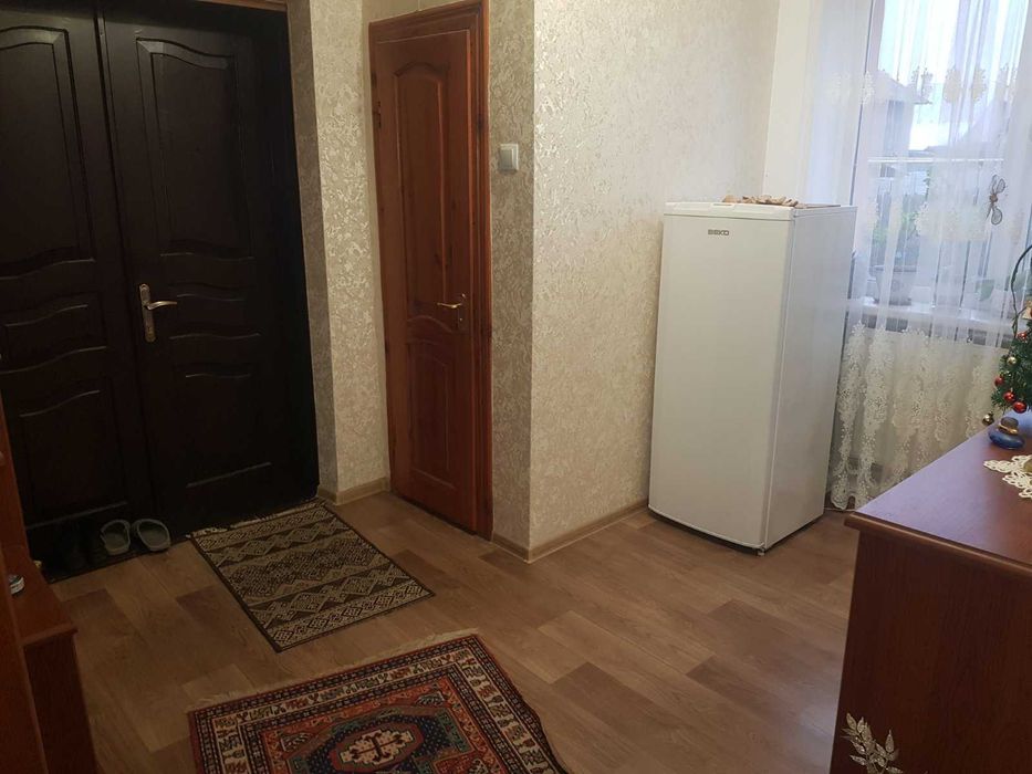 кімната у 4-х кімнатному будинку, м. Кам'янка-Бузька