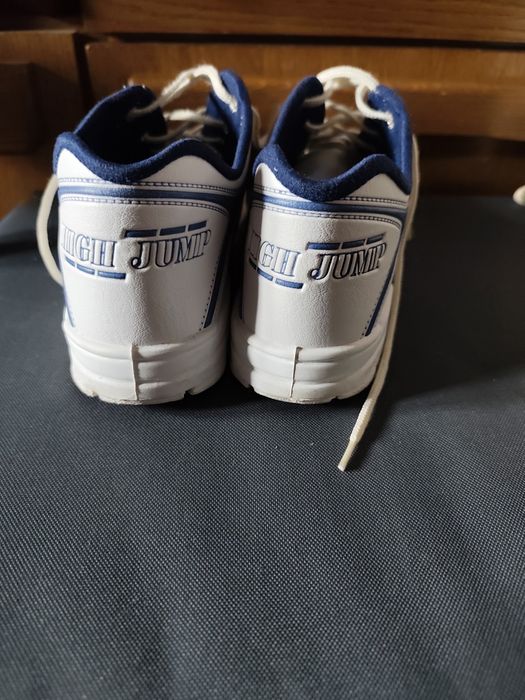 Buty do tenisa firmy JUNOPOL
