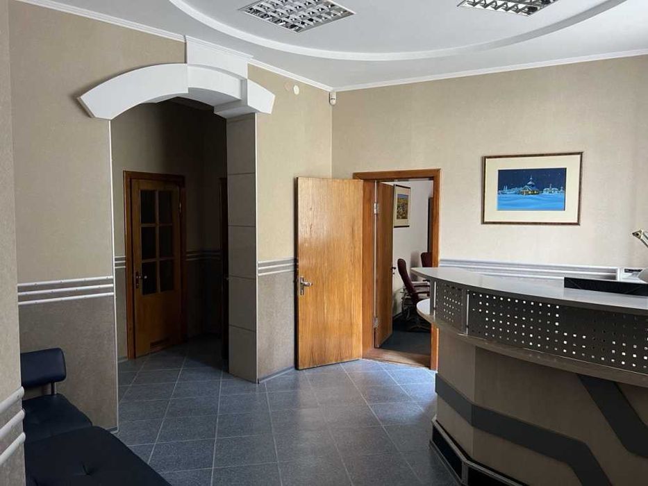 Пропонуємо в оренду офісне приміщення на Подолі.