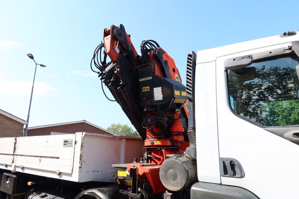 RENAULT KERAX 340cv Grua Palfinger PK27000 c/Gib RadioComando Caixa Tri-Basculante Apenas 200.000km #OPORTUNIDADE#