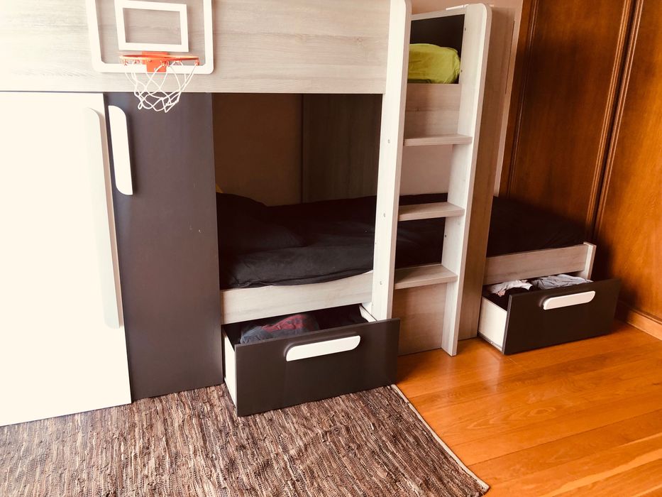 Estrutura cama Beliche com arrumação