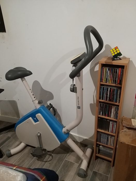 BICICLETA ESTÁTICA - Decathlon - (Domyos)