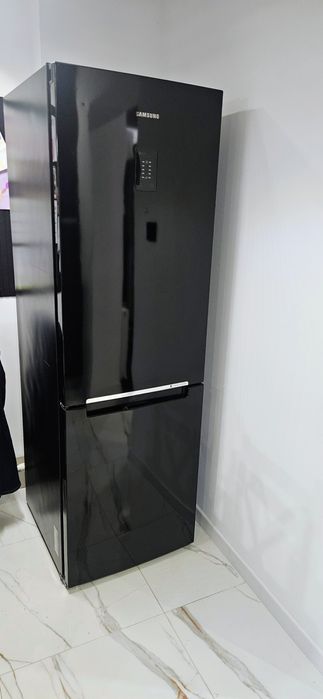 Lodówka Samsung 186x60x67