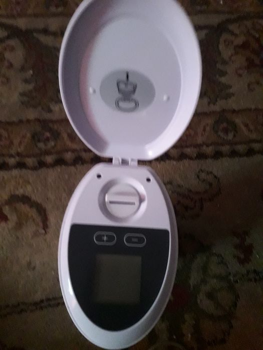 Освежитель и еще см фото