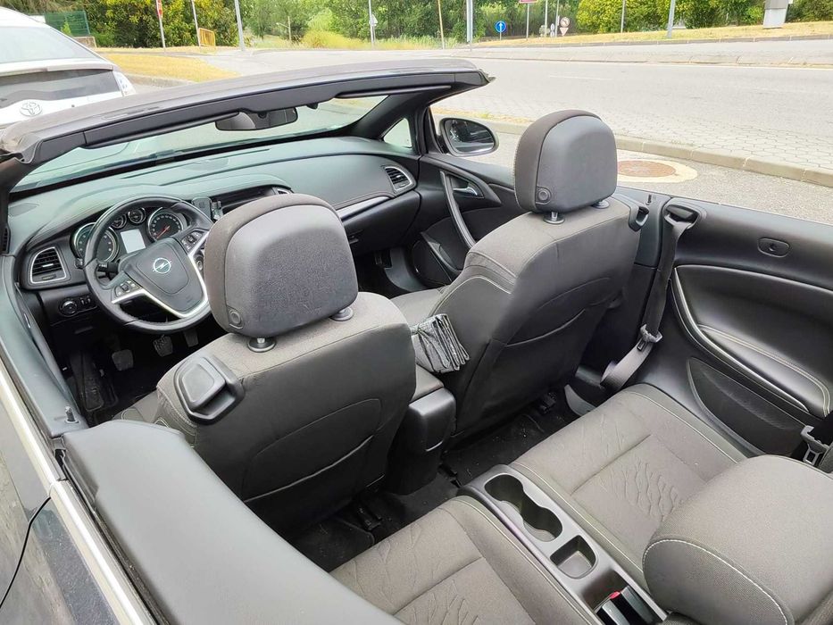 Opel Cascada 2013