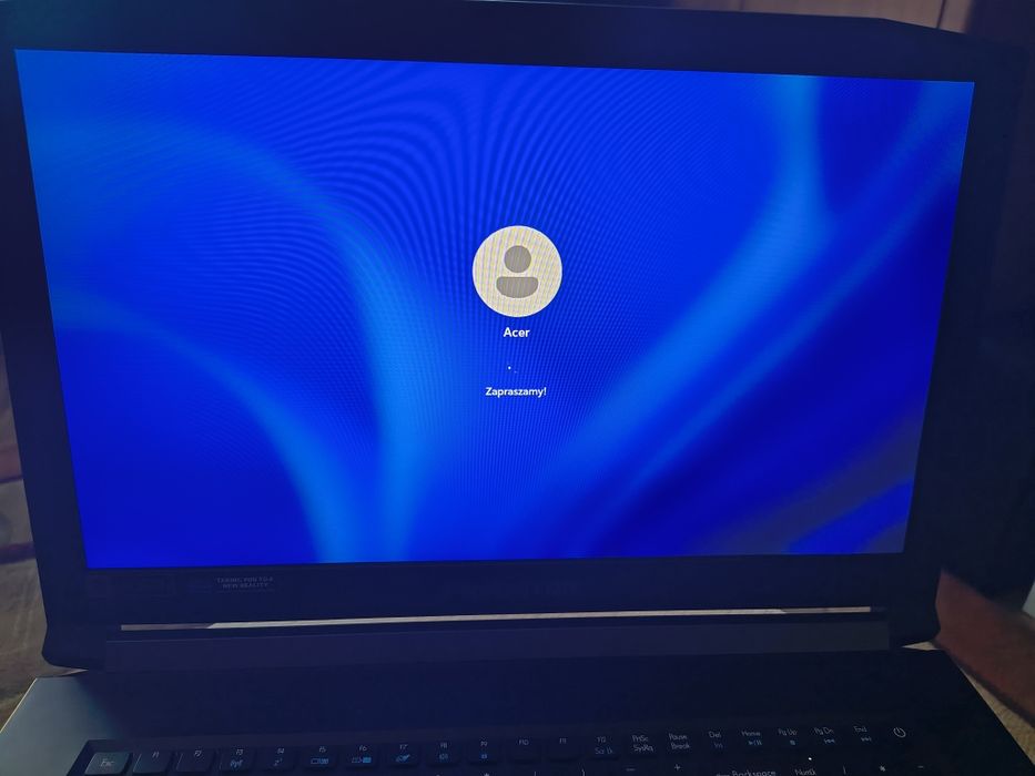 Sprzedam laptop gamingowy Predator