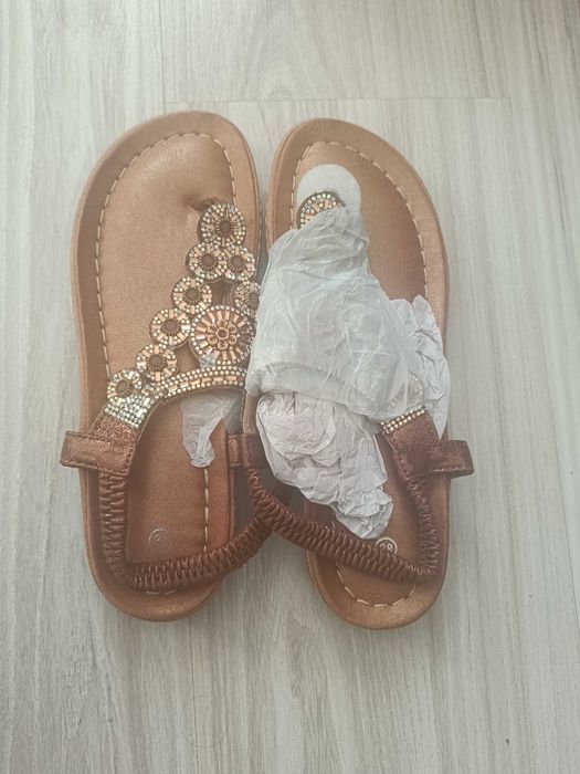 Sandały japonki nr 38 nowe z metka