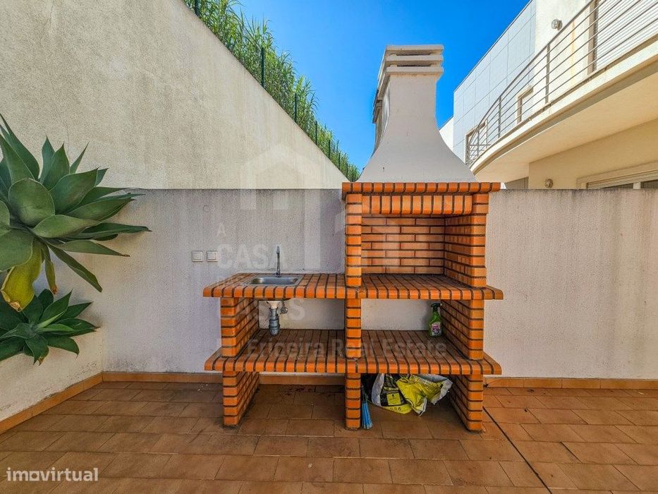 Vende Apartamento T2 - Ericeira, A Casa das Casas