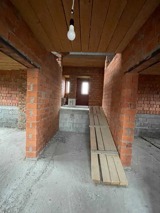 Продається будинок в смт. Буштино