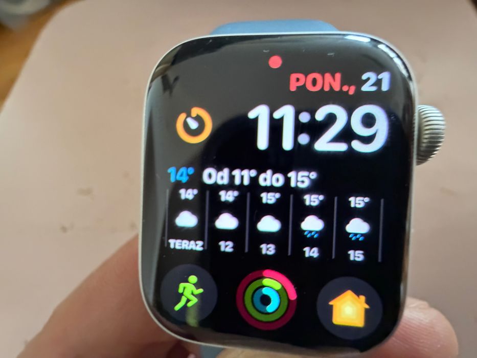 Apple Watch 8 42mm LTE 93% baterii