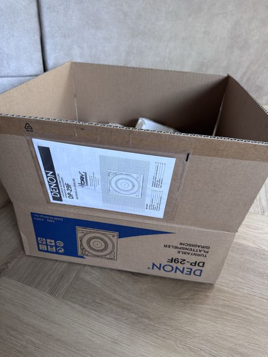 Gramofon Denon DP-29F