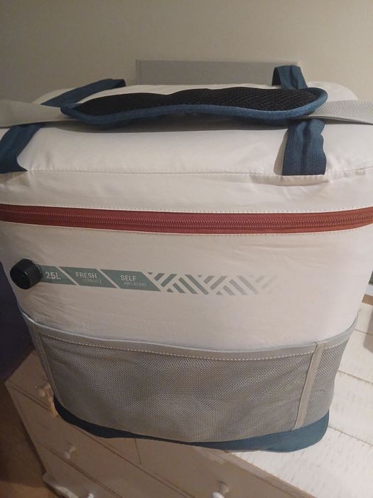 Geleira insuflável Quechua 25lt nova
