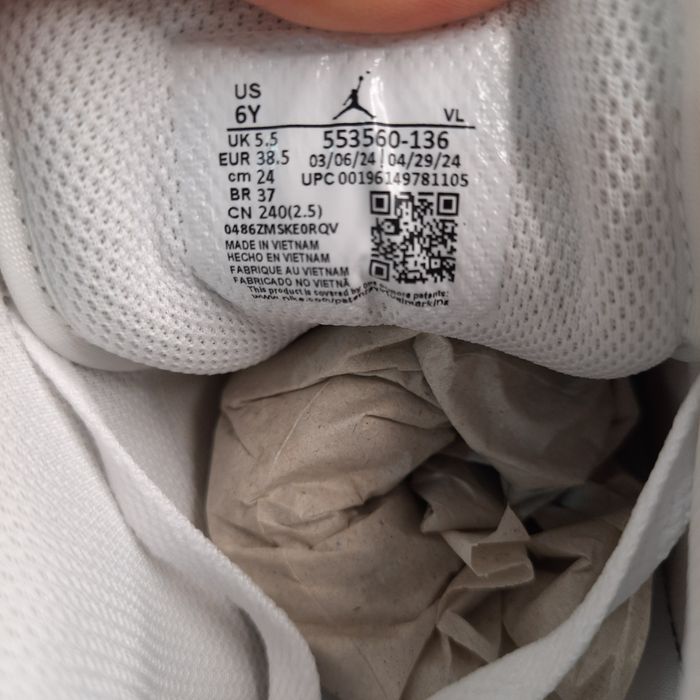 Оригінальні жіночі кросівки NIKE AIR JORDAN 1 LOW (GS) SNEAKERS WHITE