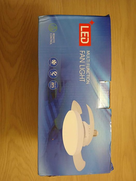 candeeiro Led com ventoinha