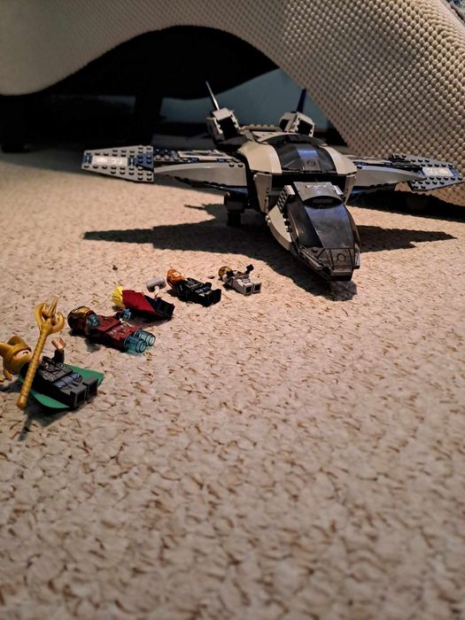 LEGO Marvel Super Heroes 6869 Quinjet Aerial Battle