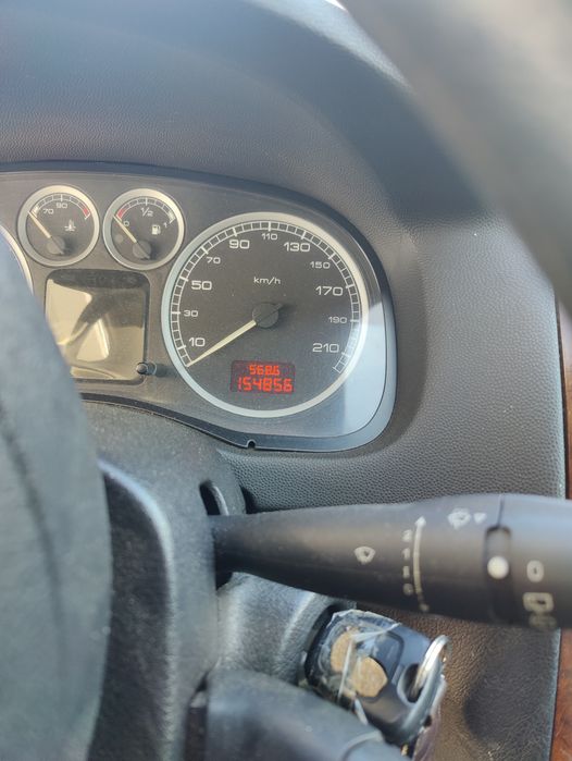 Peugeot 307 - 1.4 gasolina