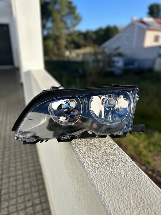 Faróis frente esquerdo/direito novos  BMW 3 série  E46 (2001)