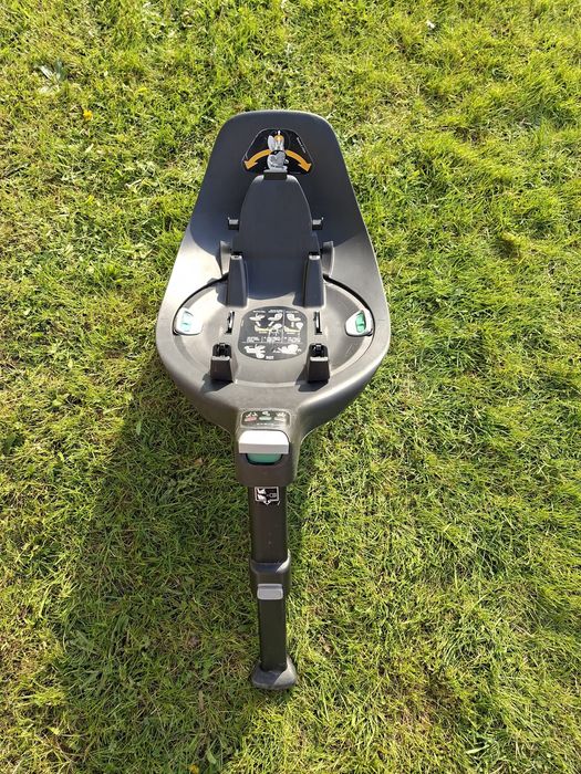 Fotelik Cybex Platinum Sirona T i-size  z bazą obrotową